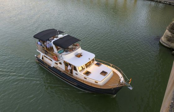 Marine corp Trawler 14