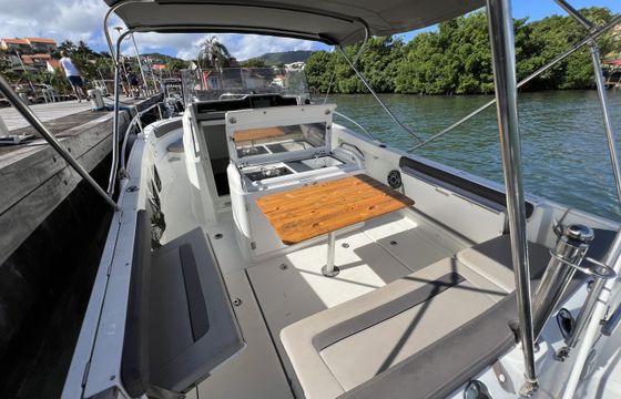 Jeanneau Cap Camarat 8.5 CC