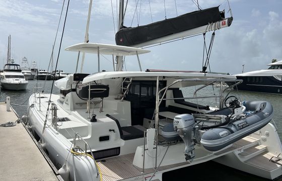 Lagoon 42
