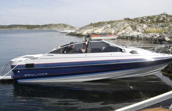 Bayliner 195 Capri Cuddy