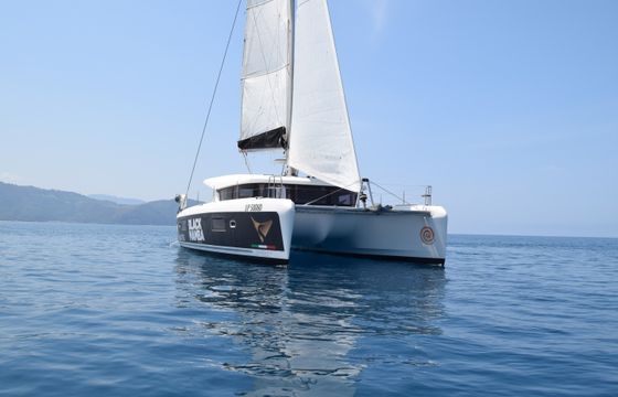 Lagoon 42