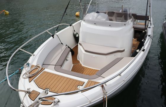 Jeanneau CAP CAMARAT 6,5 CC Style