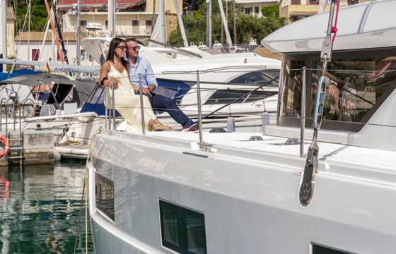 Lagoon 46 AC&GEN/ WM/ CAM/ WI-FI 2025