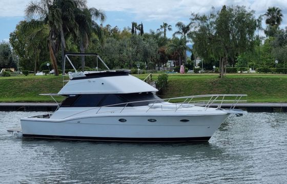 Uniesse 42 fly