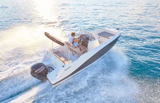 Quicksilver Activ 605 Open