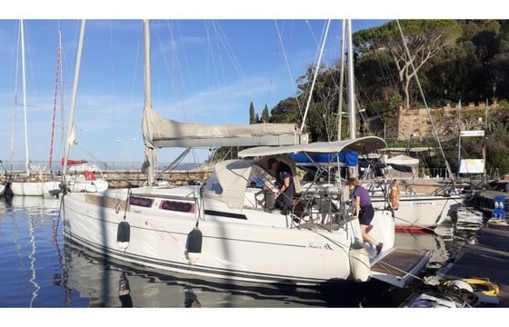 Hanse 345