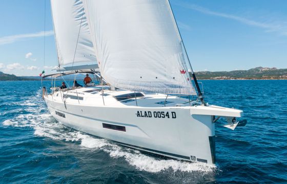 Dufour 530