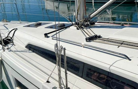 Jeanneau Oceanis 30.1