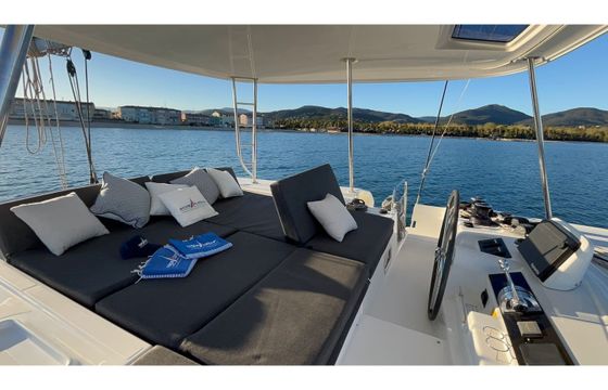Lagoon 46