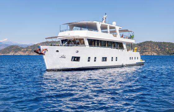 Custom Made Lila Trawler
