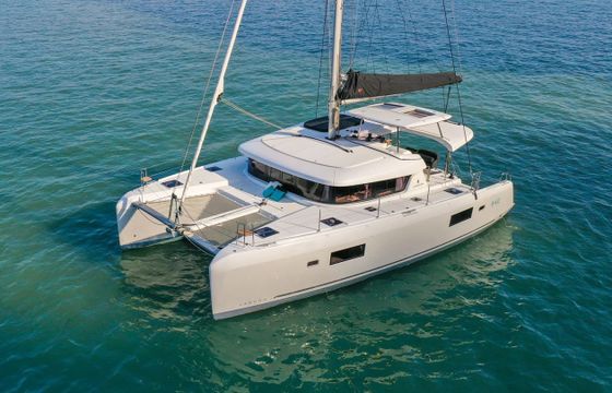 Lagoon 42