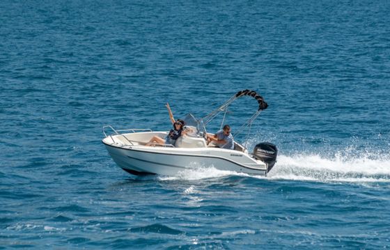 Quicksilver Activ 455 Open