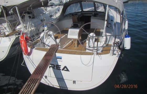 Bavaria Cruiser 37
