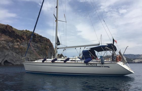 Bavaria 44
