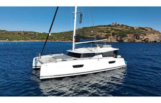Fountaine Pajot 47 TANNA LUX (GEN,AC,WATERMAKER)