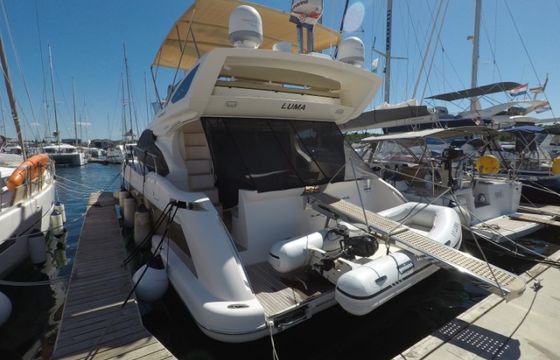 Azimut 47 Fly