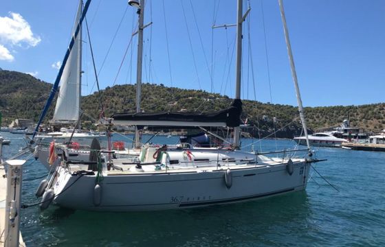 Bénéteau First 36.7