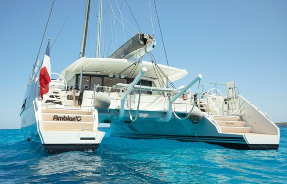 Catana 53