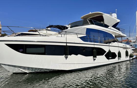Absolute Yachts Absolute 58 fly