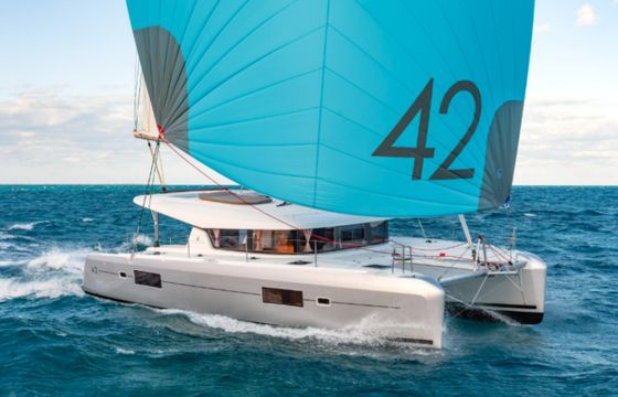 Lagoon 42