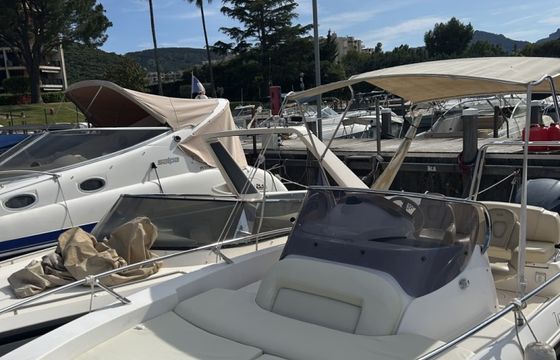 Sessa Marine Key Largo 24