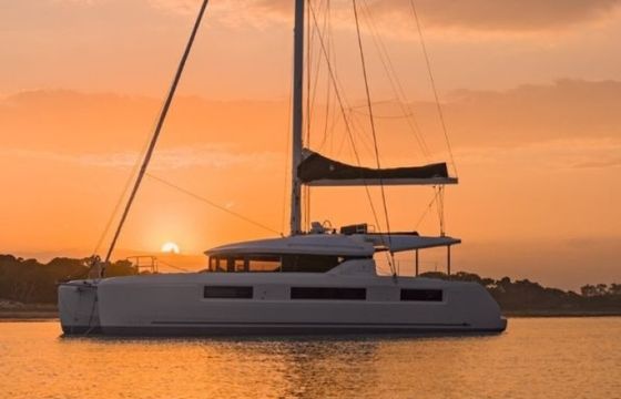 Lagoon 50