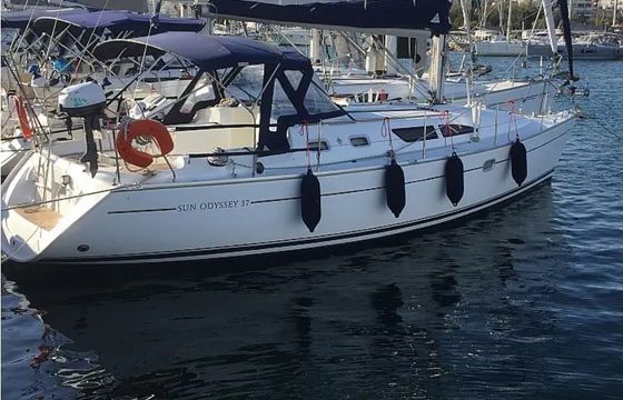 Jeanneau Sun Odyssey 37