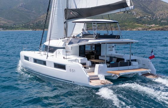 Lagoon 51