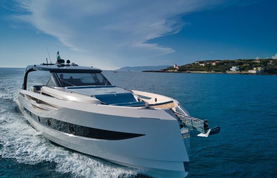 Cayman Yachts 540 WA
