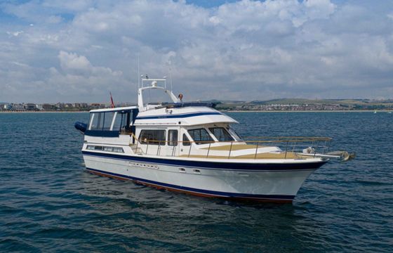 Trader 54 Sundeck