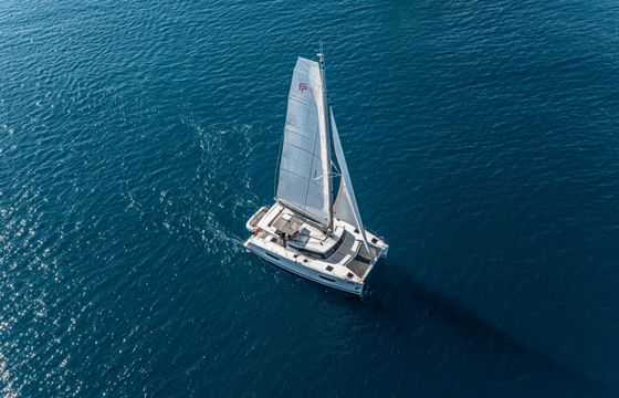Fountaine Pajot Lucia 40