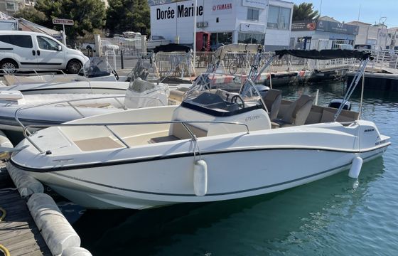 Quicksilver Activ 675 Open