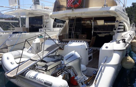 Fairline Squadron 59