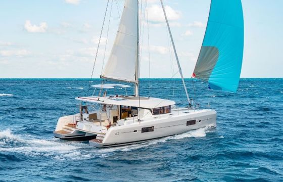 Lagoon 42