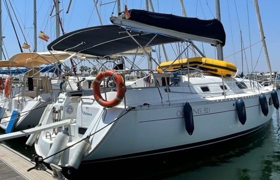 Bénéteau Oceanis 321