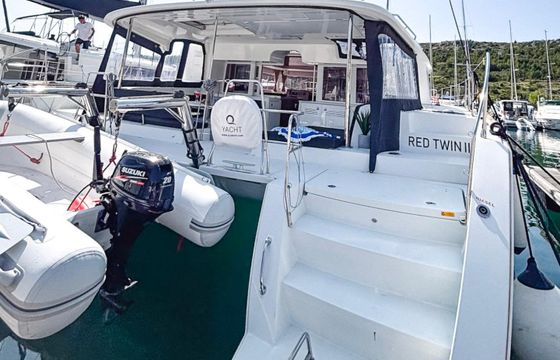 Lagoon 450 F
