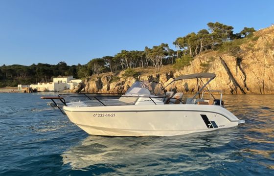 Bénéteau Flyer 7 SUNdeck