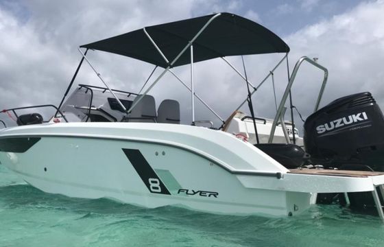 Bénéteau Flyer 8 SUNdeck