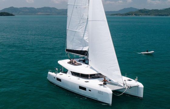 Lagoon 42