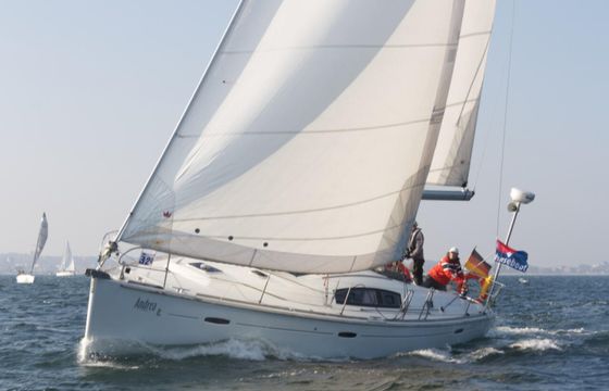 Bénéteau Oceanis 43