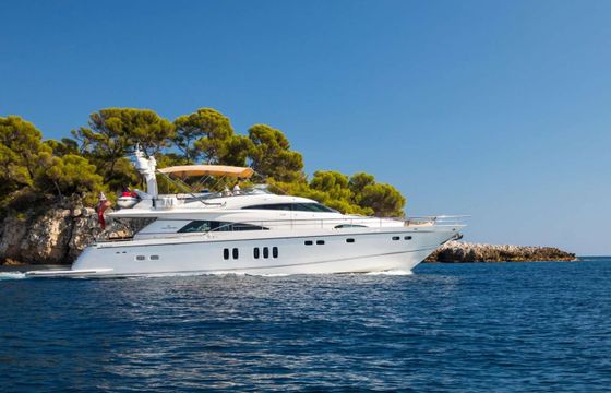 Fairline-Squadron D5