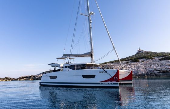 Fountaine Pajot Lucia 40