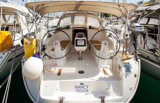 Bavaria Cruiser 37