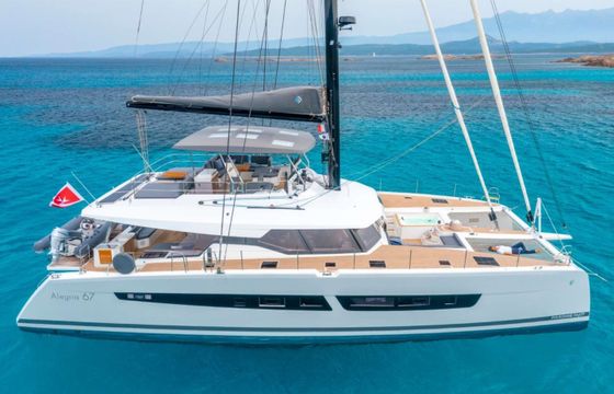 Fountaine Pajot SEMPER FIDELIS