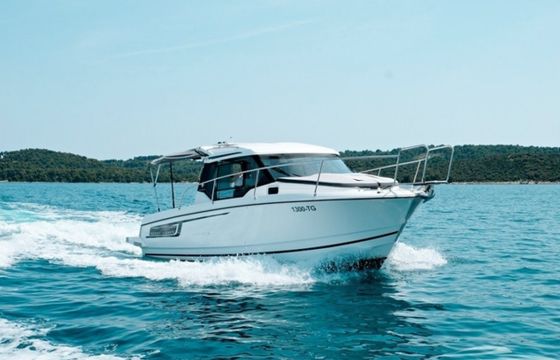 Jeanneau Merry Fisher 795