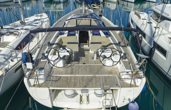 Hanse 575