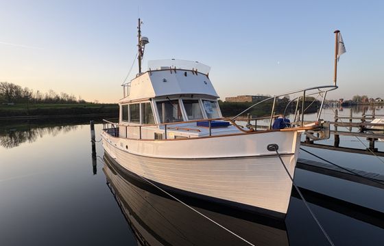 Grand Banks 32