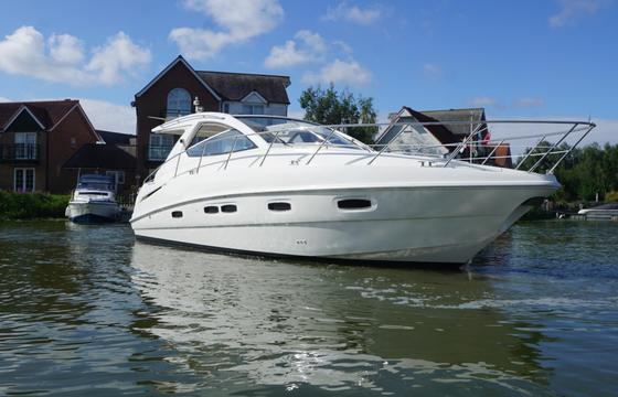 Sealine SC 38