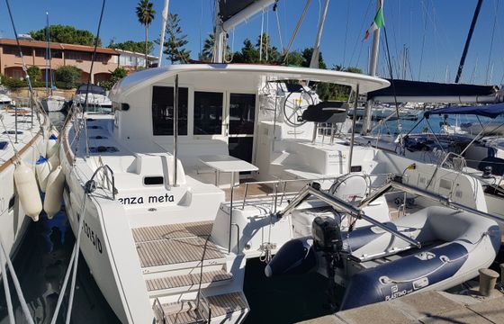 Lagoon 40