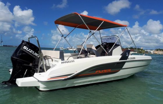 Bénéteau Flyer 6.6 SPACEdeck